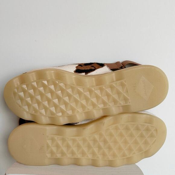 NEW AEROSOLES Wreeland Pony Hair Slingback Mule Womens 10 White Brown Wave Sole - Picture 9 of 10